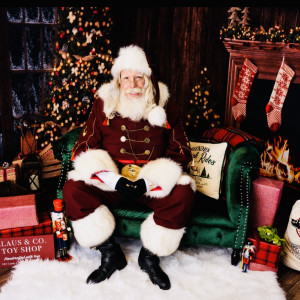 Santa Wings - Santa Claus in Potterville, Michigan