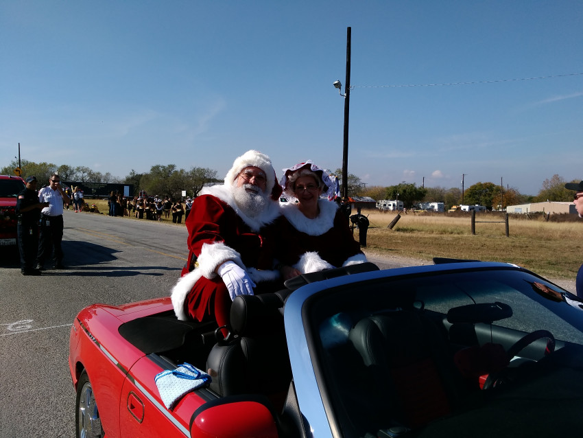 Gallery photo 1 of The Alamo Santa (Santa Tom)