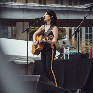 Sarah Boulton - Singing Guitarist in Toronto, Ontario