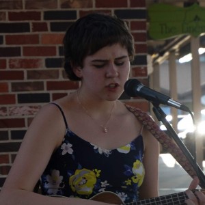 Sarah Corbett - Singing Guitarist / Acoustic Band in Topeka, Kansas