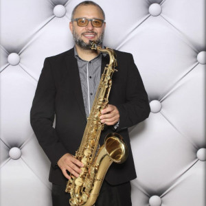 Sax305 - Saxophone Player in Miami, Florida