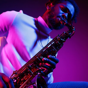 Sax The Vibe - Saxophone Player / Leadership/Success Speaker in Oviedo, Florida