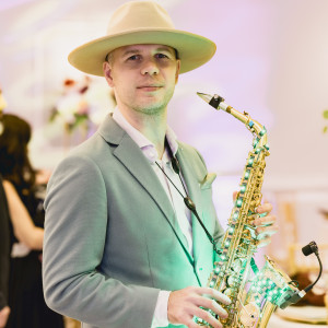 Saxophonist Nikita Naymushin - Saxophone Player / Wedding Musicians in Toronto, Ontario