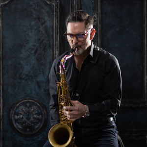 SaxyMusic Entertainment - Saxophone Player in Fonthill, Ontario