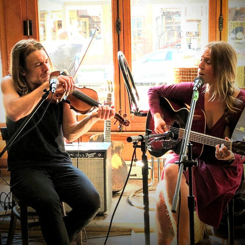 Hire Sèb and Hayley - Acoustic Band in Montreal, Quebec