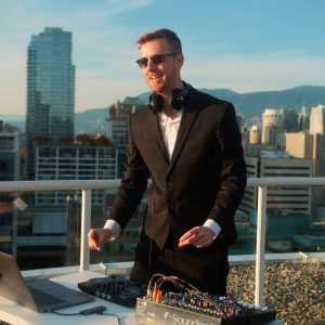 Scott Jacobs - Live Music and DJ Services - DJ / Corporate Event Entertainment in Vancouver, British Columbia