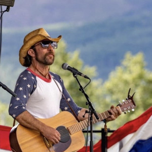 Sean DeLand (Radio Voyeur Band) - Singing Guitarist / Country Band in Telluride, Colorado