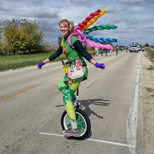 Serious Silliness- Balloons by Gretchen - Balloon Twister in Dekalb, Illinois