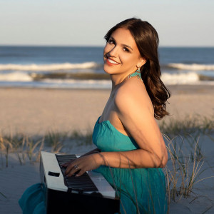 Shaina Faith - Singing Pianist / Keyboard Player in Somers Point, New Jersey