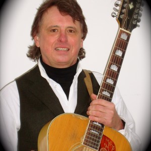 Séamus Pender - Singing Guitarist / Irish / Scottish Entertainment in Ashburnham, Massachusetts