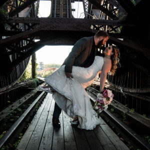 Love and Dragonflies Photography LLC - Photographer / Wedding Photographer in Boardman, Ohio