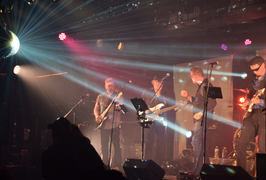 Hire Shine On Floyd Pink Floyd Tribute Band Pink Floyd Tribute Band in Scottsdale, Arizona Hire Shine On Floyd Pink Floyd Tribute Band Pink Floyd Tribute Band in Scottsdale, Arizona