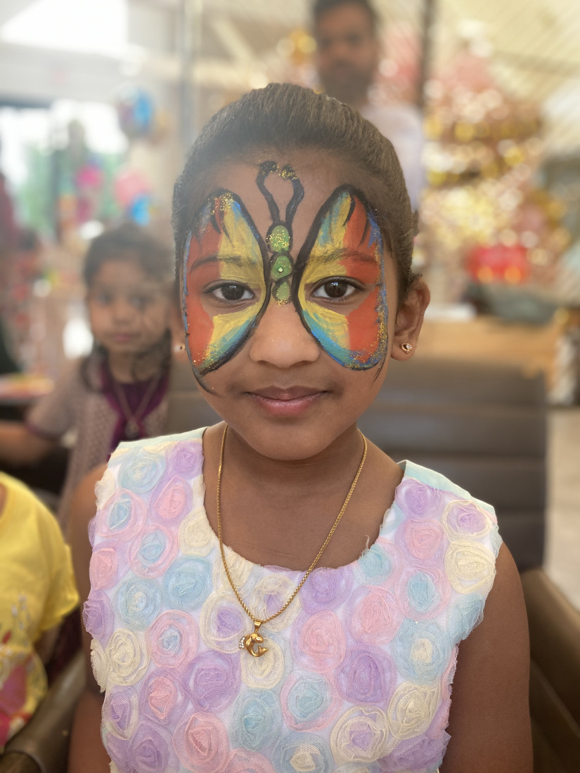 Hire Shoelaces the Clown Clown in Portland, Oregon
