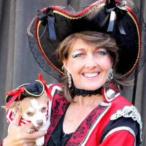 Pirates of Penzance- pirate puppy show - Circus Entertainment in Trenton, Florida