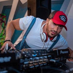 Simon - DJ / College Entertainment in Delray Beach, Florida