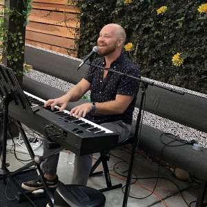 SoCal's Very Own Piano Man - Singing Pianist in Long Beach, California