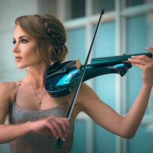 Sofia Spilberg Violinist Artist