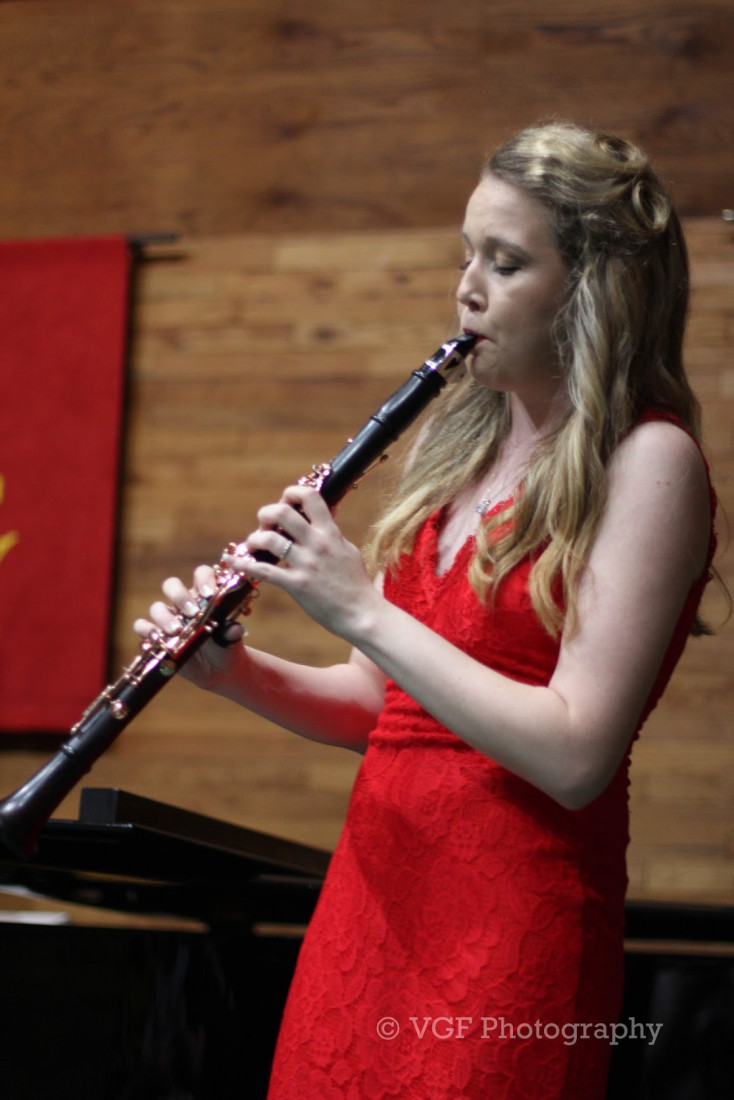 Gallery photo 1 of Solo Clarinetist
