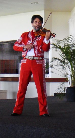 Gallery photo 1 of Mariachi Soloist & violinist