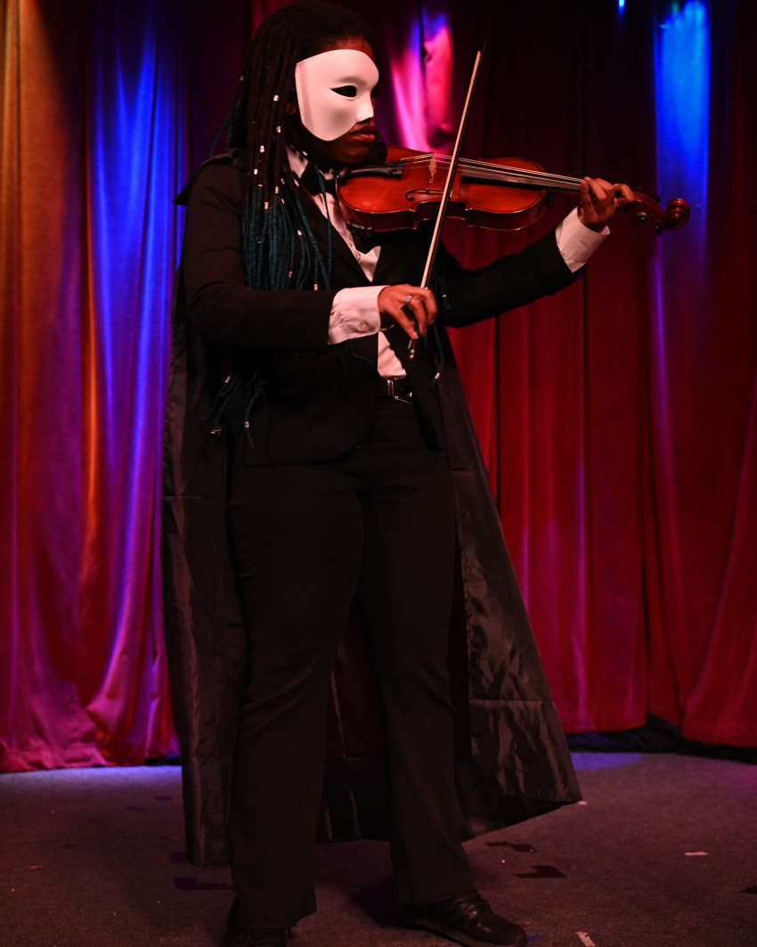 Hire Violin Hipz Violinist in Atlanta,