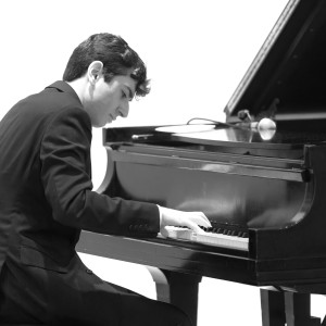 Solo Pianist Alexander Xhoja - Pianist in Brighton, Massachusetts