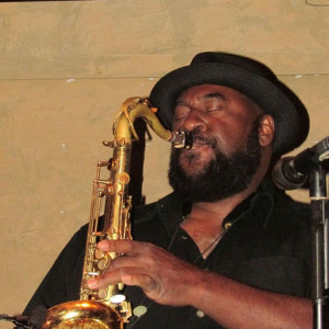 Doug Earley, Saxophonist