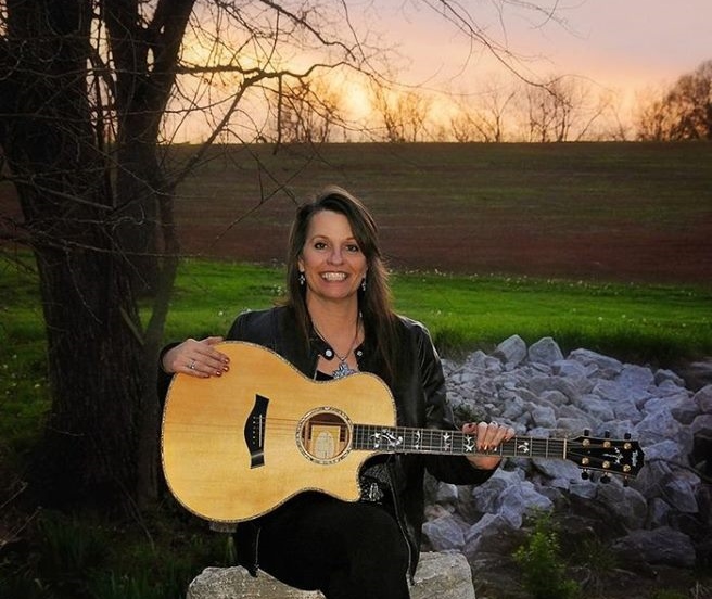 Hire Jennifer Reisch - Singing Guitarist in Winter, Wisconsin