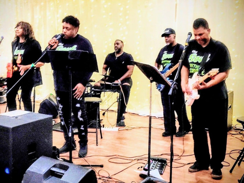 Gallery photo 1 of Soul, Rhythm & Groove
