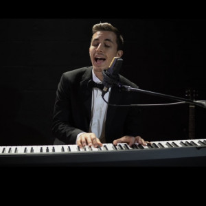 Nick Mason - Singing Pianist in Hollywood, Florida