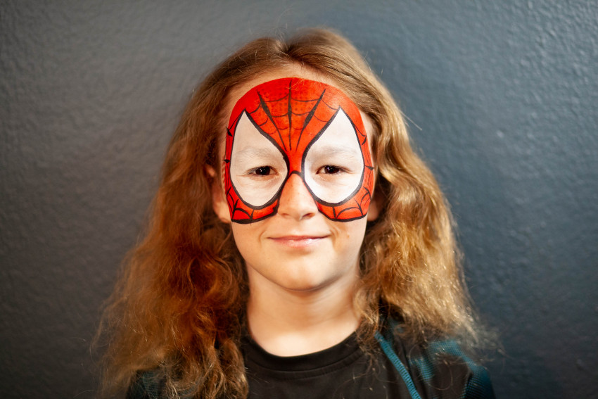 Hire Sparkles and Swords Face Painter in McKinney, Texas