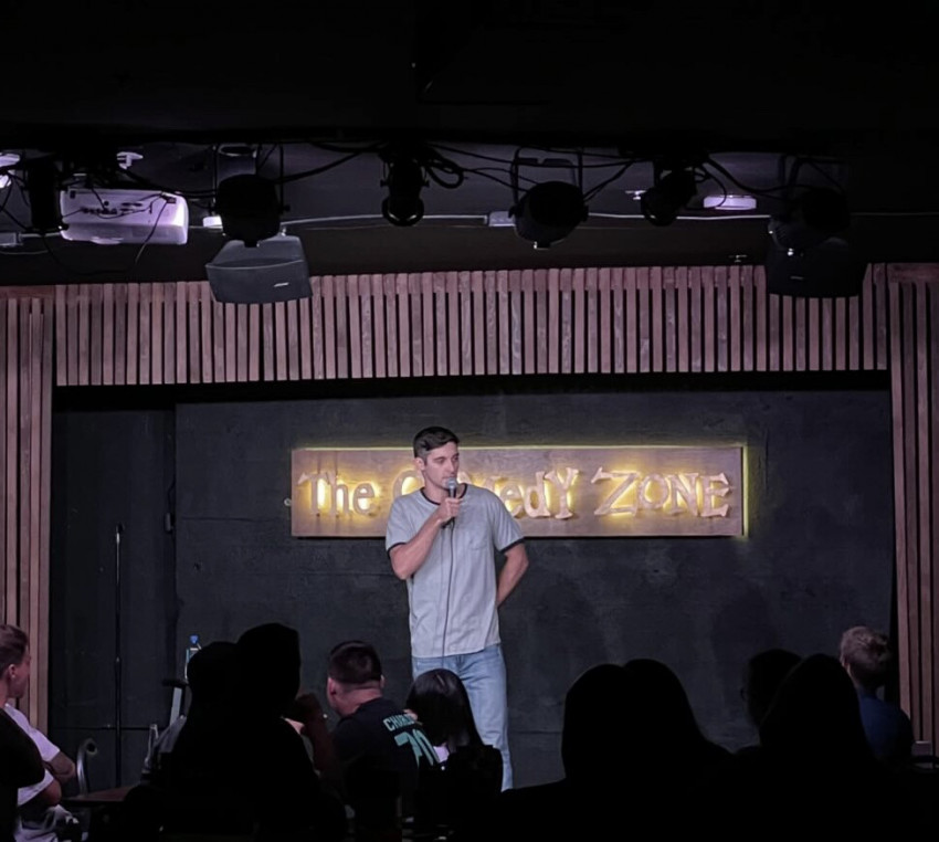 Gallery photo 1 of Standup Comedy