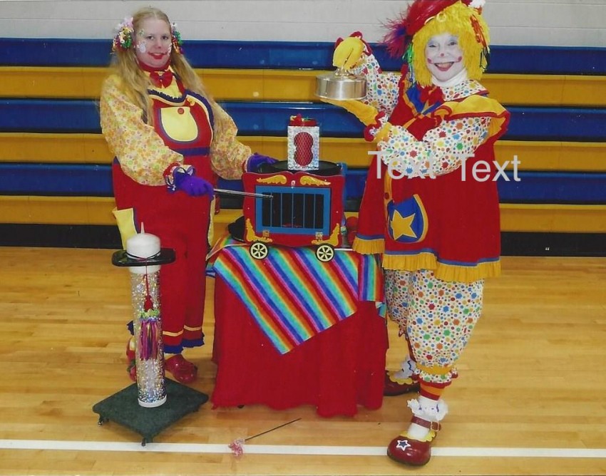 Gallery photo 1 of Star The Clown & Troupe