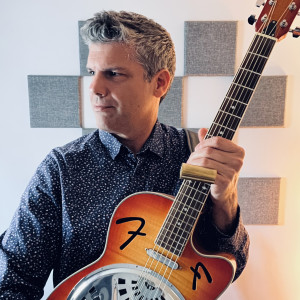 Stephen Christoff - Singing Guitarist in Williamsburg, Virginia