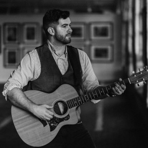 Stephen Cummings - Singing Guitarist in Anderson, Indiana