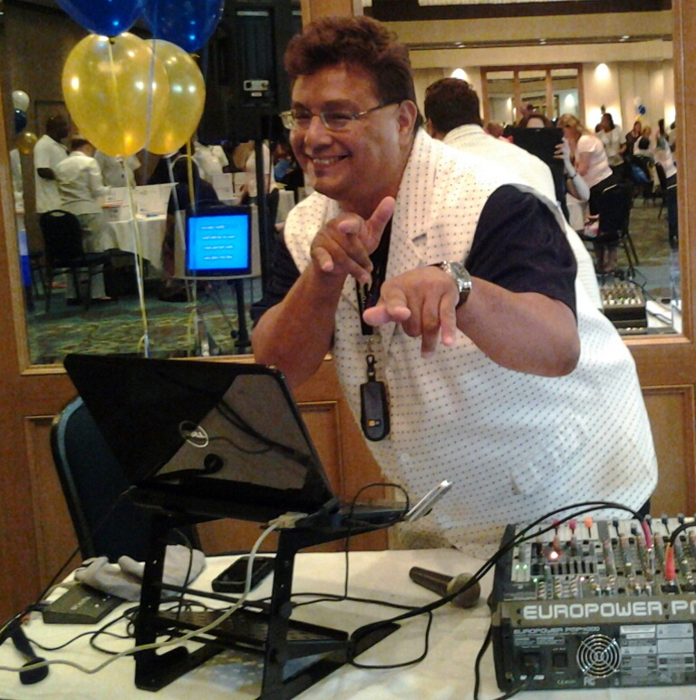 Gallery photo 1 of Steppin Out DJ/Karaoke Entertainment
