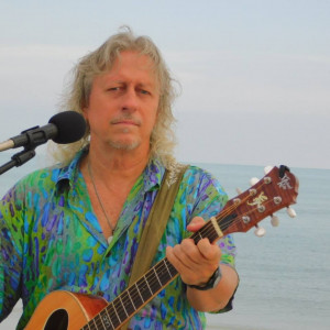Steve Isaac - Singing Guitarist in St Petersburg, Florida