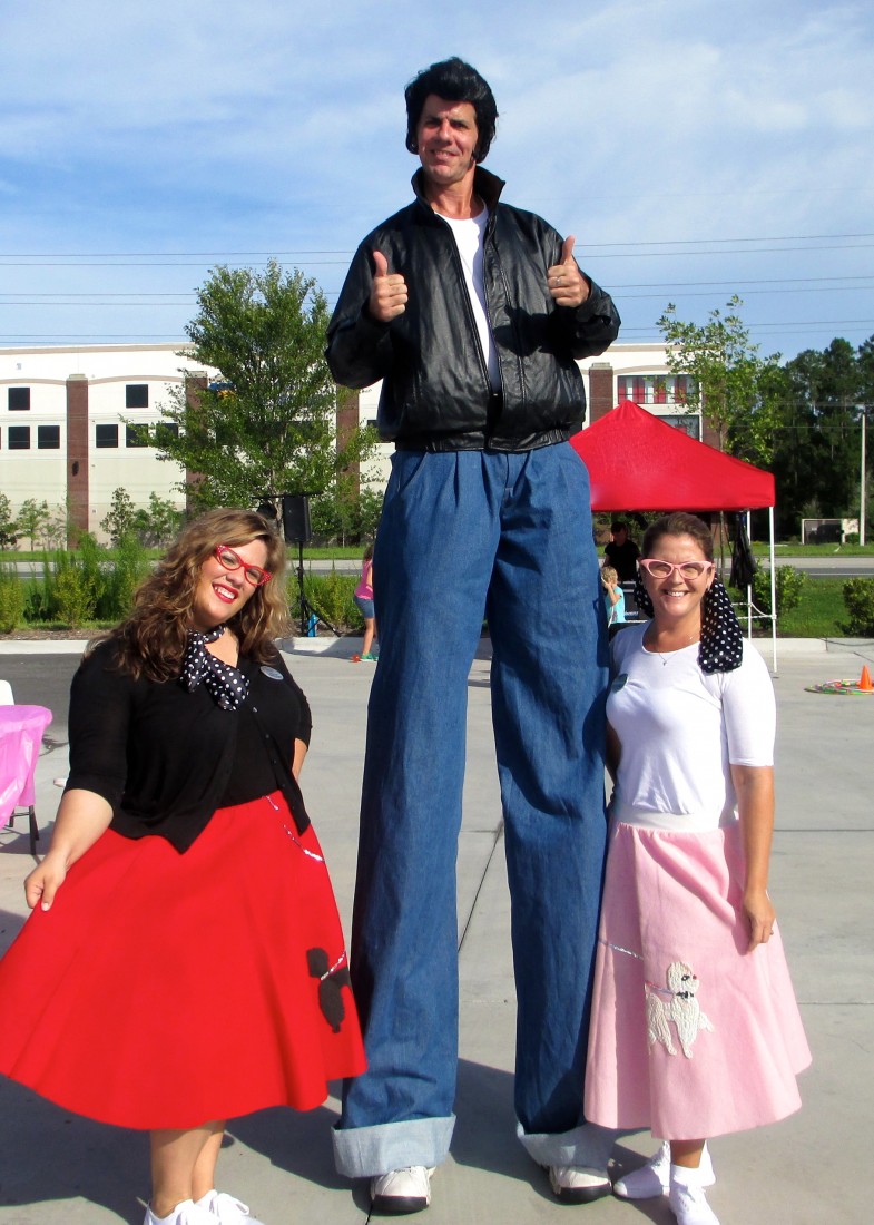 Hire Stilt Fun Stilt Walker in Orlando, Florida