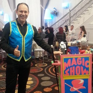 Stoil Stoilov - Party Magic Show - Children’s Party Magician / Halloween Party Entertainment in Los Angeles, California
