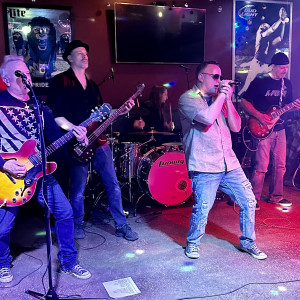 Storm The Masses - Cover Band / Party Band in Flint, Michigan