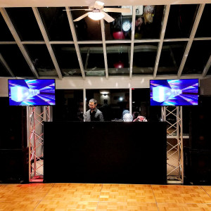 ETLOE Productions - Mobile DJ in Glenview, Illinois