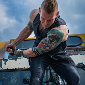 Steel Bending Strongman - Circus Entertainment in Denver, Colorado