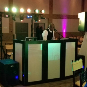 Successful Sounds Mobile DJ Service - Wedding DJ in Prosper, Texas