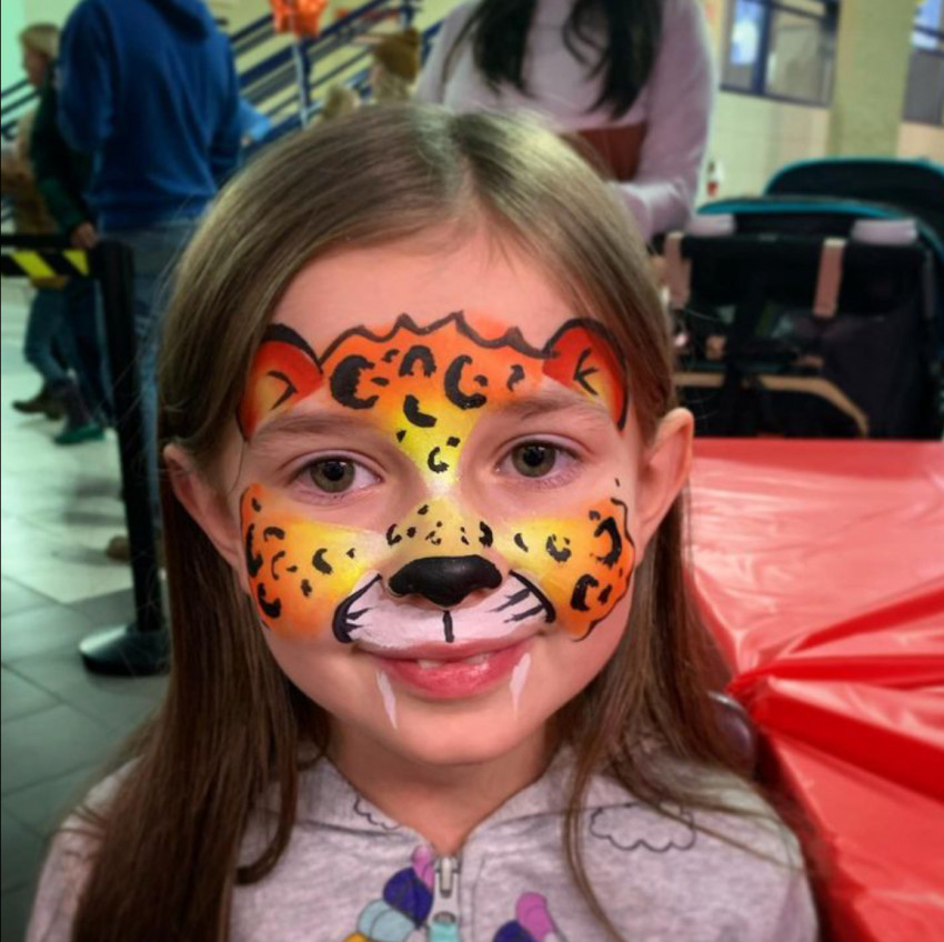 Gallery photo 1 of Sunny Days Face Painting