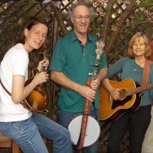 Suzanne and Dave - Acoustic Band in Canyon Country, California