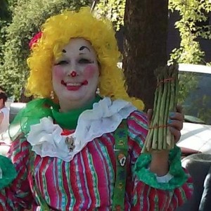 Suzy Sunshine the Clown - Balloon Twister / Family Entertainment in Charlton, Massachusetts