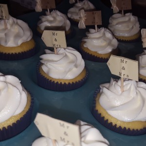 Sweets by Diamond - Cake Decorator / Wedding Cake Designer in Antioch, California