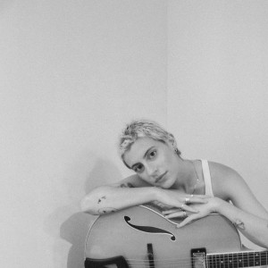 Sydney Fay - Singing Guitarist in Brooklyn, New York
