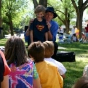 Tall Paul Magic - Strolling/Close-up Magician / Children’s Party Magician in Albuquerque, New Mexico