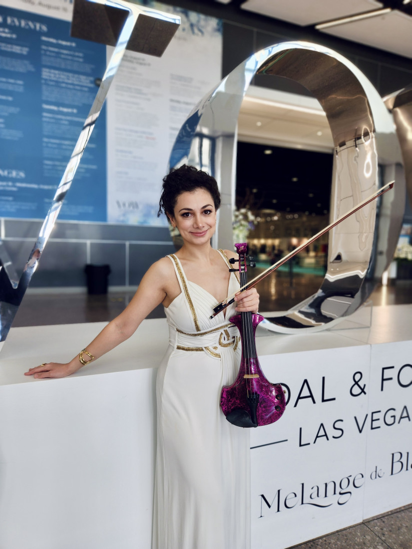 Hire Tamara G Violinist in Las Vegas, Nevada