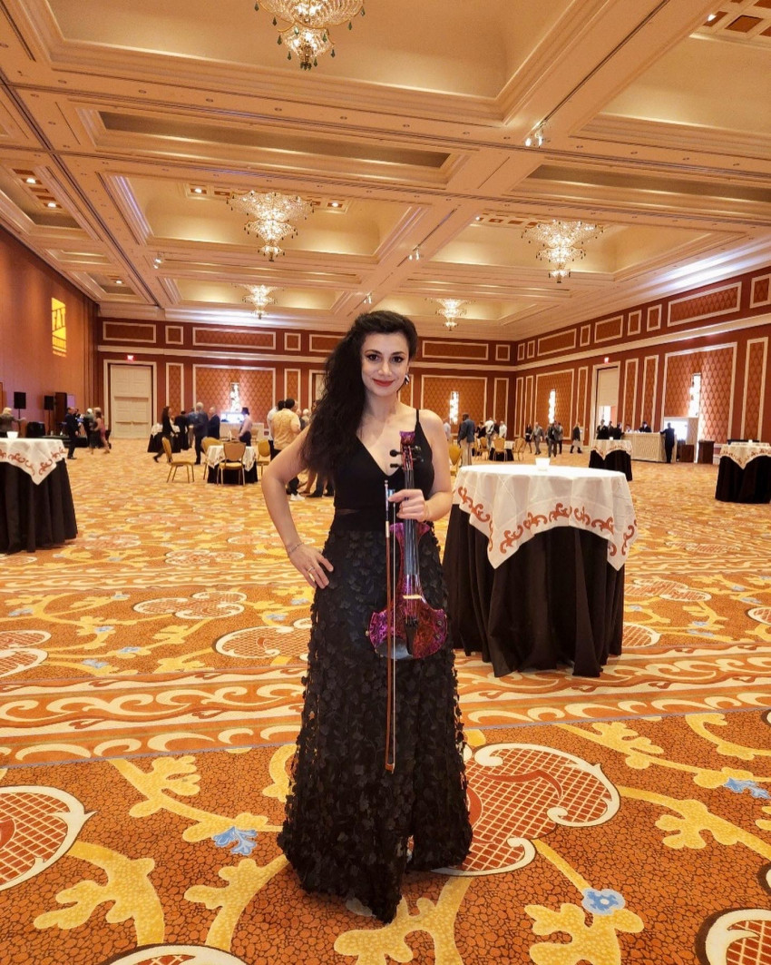 Hire Tamara G Violinist in Las Vegas, Nevada